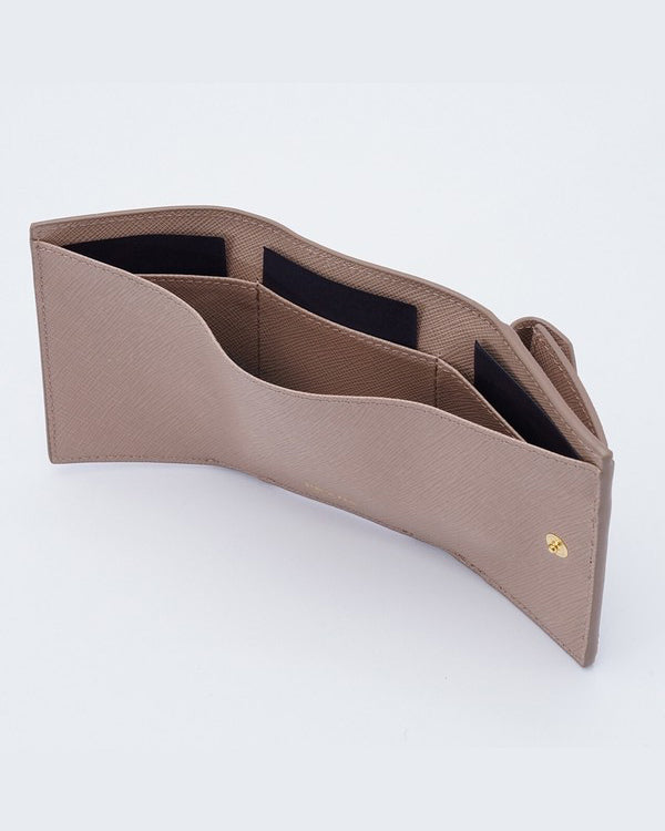 PRADA_サファイアーノトライアングル