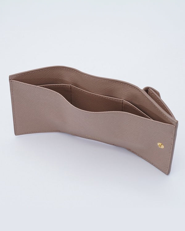 PRADA_サファイアーノトライアングル