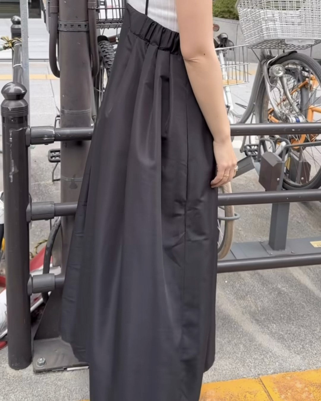 ビスチェライクジャンパースカートバイレフア